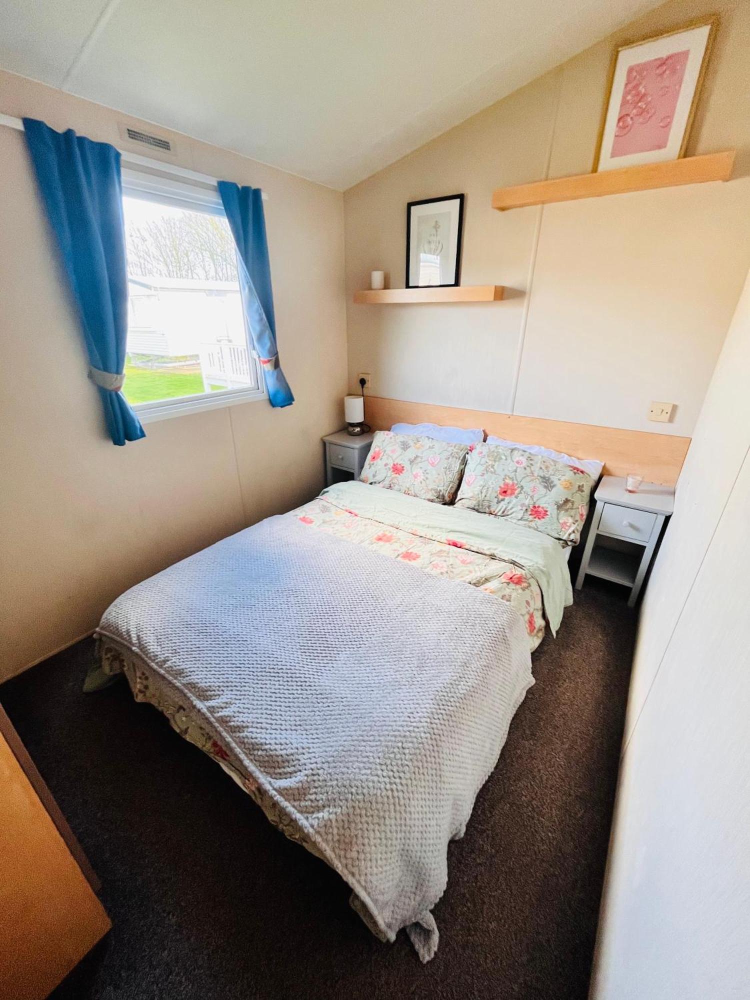 Lola'S Caravan. Your Home Away From Home. Parkeston ภายนอก รูปภาพ