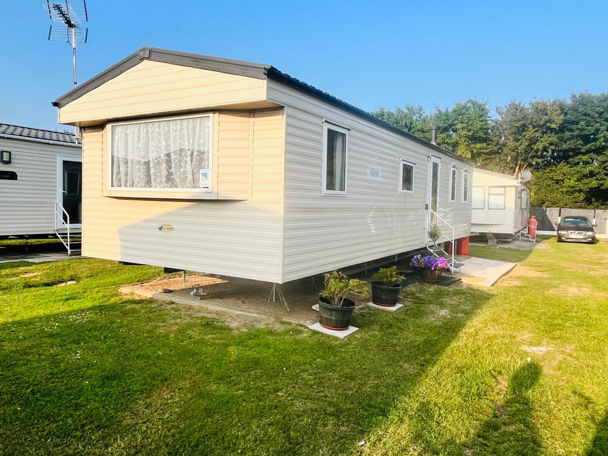 Lola'S Caravan. Your Home Away From Home. Parkeston ภายนอก รูปภาพ